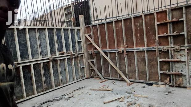 Retaining Wall/Formwork/Shutter/Deckin/Slabs/Scaffold/Gutter · Photo 5