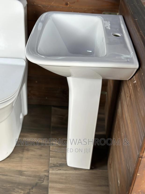Master Bed Wc Basin_water Closet_wash Hand Basin_executive · Photo 4