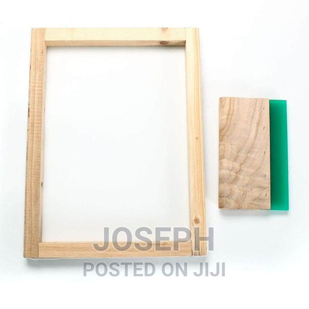 Screen Printing Wooden Frames · Photo 1
