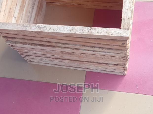 Screen Printing Wooden Frames · Photo 3