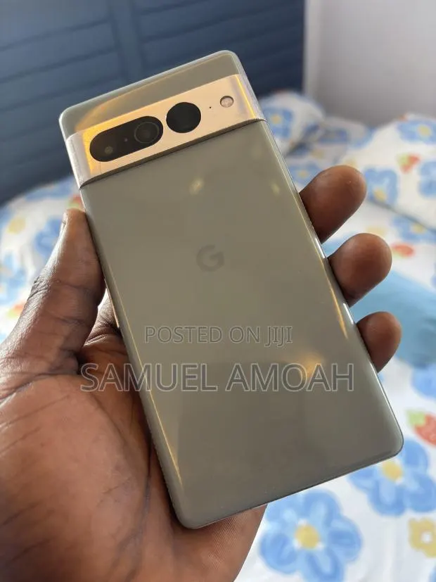 Google Pixel 7 Pro 256 GB Bronze · Photo 1