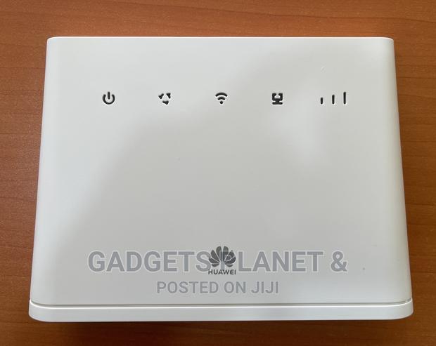 Huawei B311-8a2e Universal 3g/4g Lte 150 MBPS Wi-Fi Router · Photo 2