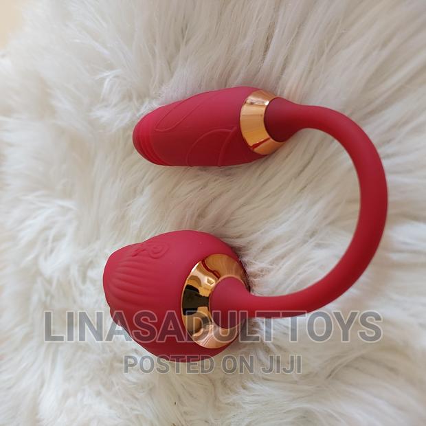 Rose Sucking and Penetration Rechargeable · Photo 1