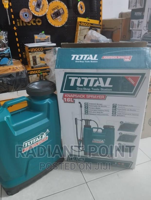 Total Knapsack Sprayer 4 Spray Patterns · Photo 3