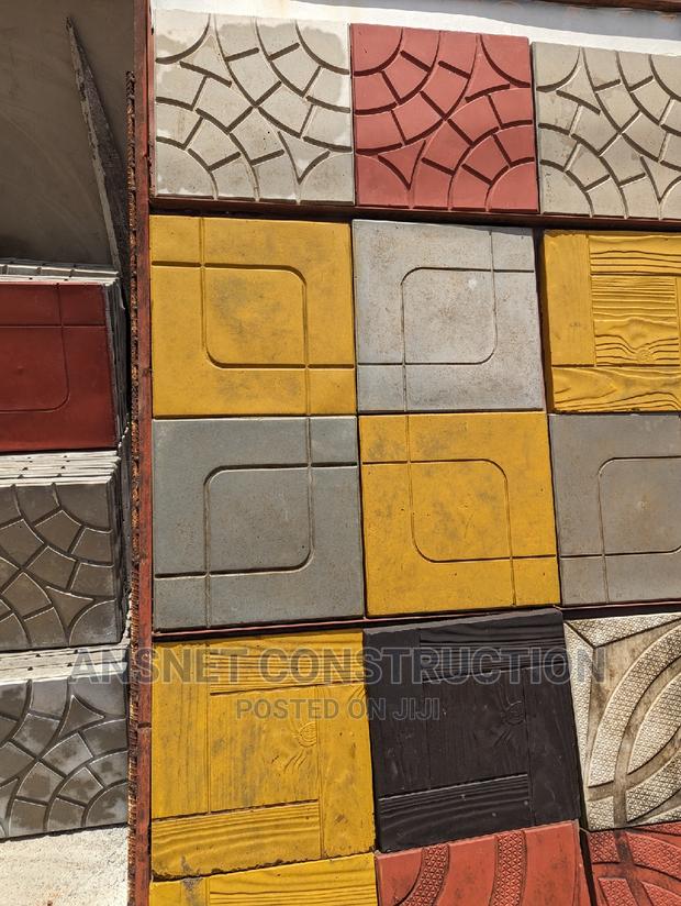 Drive Thru Tiles · Photo 1
