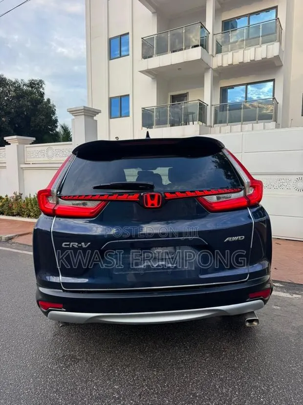 Honda CR-V Touring AWD 2018 Blue · Photo 1