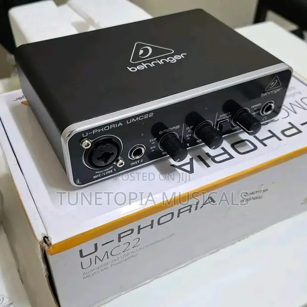 Behringer U-phoria Umc22 Usb Audio Interface. · Photo 1