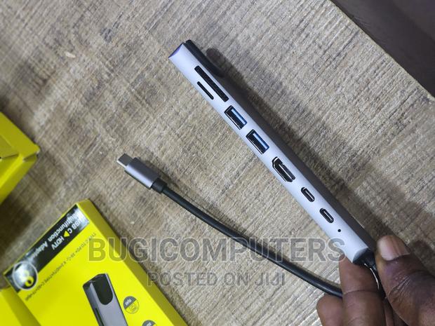 8-in-1 Usb Type-C Adapter · Photo 2