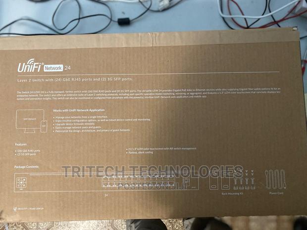 Ubiquity Unifi Gigabit 24 Port Poe Switch 95W Usw-24-Poe · Photo 1