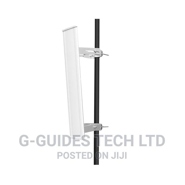 5ghz 19dbi Dual Polarity Sector Antenna · Photo 2
