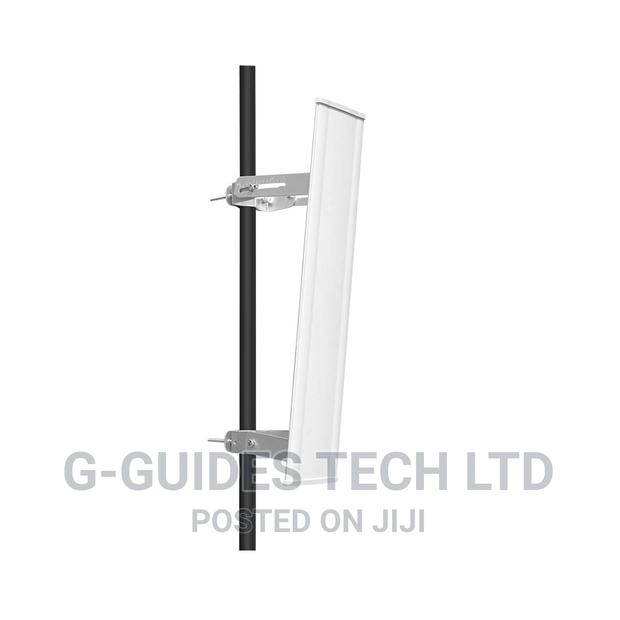 5ghz 19dbi Dual Polarity Sector Antenna · Photo 3