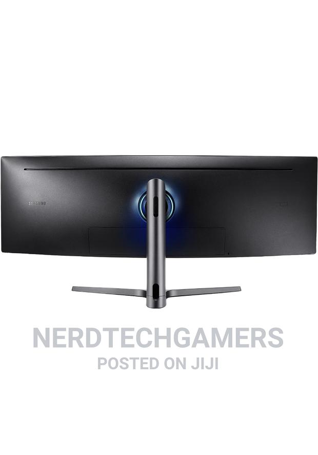 SAMSUNG 49” Odyssey CRG Series Dual QHD (5120x1440 · Photo 3