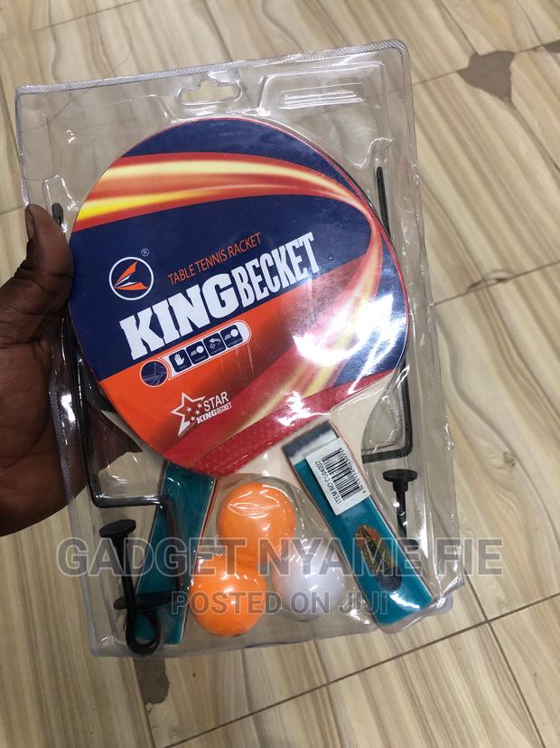 Table Tennis Set (2 Bats,3 Balls,2 Hooks 1 Net) · Photo 1