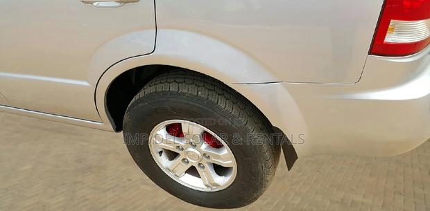 Suv Car for Rentals - Kia Sorento - Car Hire · Photo 6