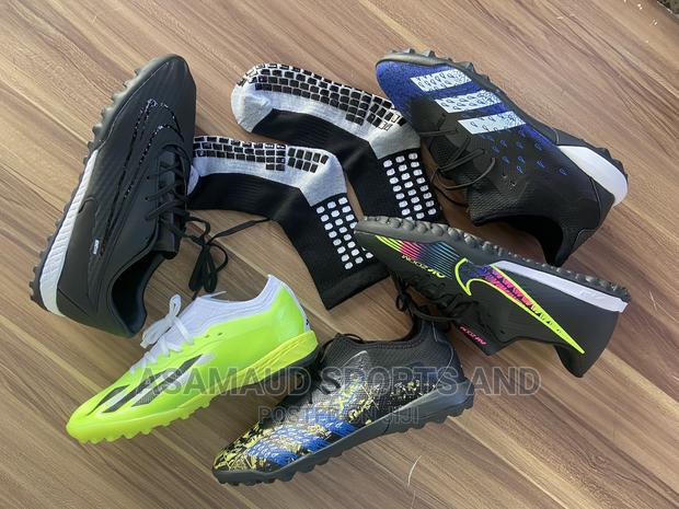 Original Gym Boot for Training at Cool Price · Photo 1