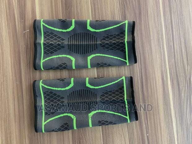 Original Knee Cap at Cool Price · Photo 3