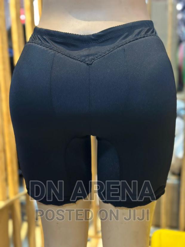 Hip and Butt Underwear · Photo 1