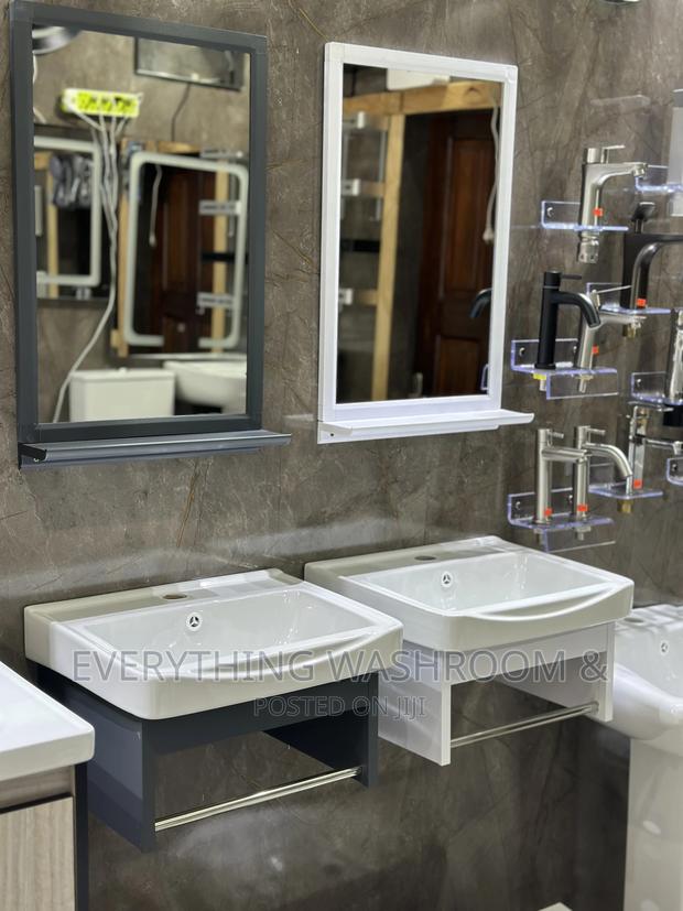 Cabinet Basin Mirror_wall Hung Basin Complete Set · Photo 1