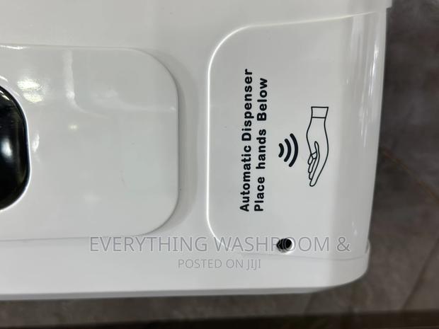 Automatic Soap Dispenser_touch-Free Soap Dispenser. · Photo 2