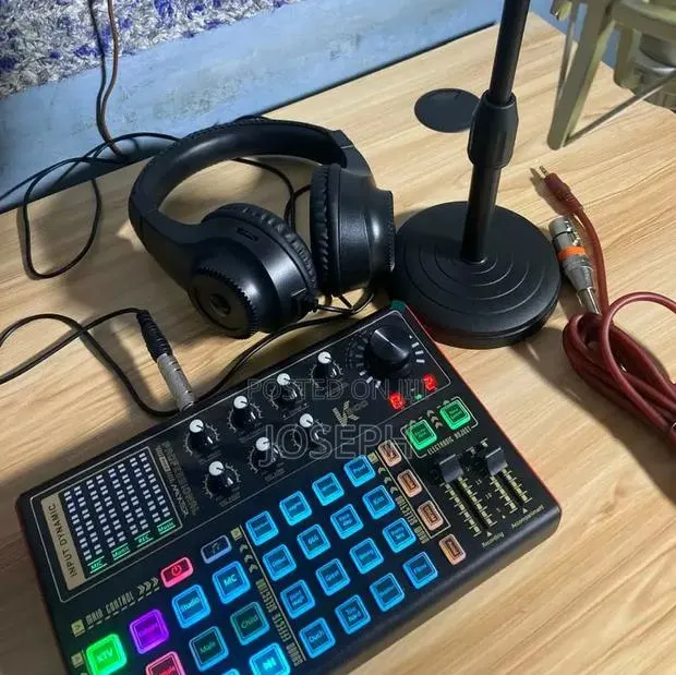 Live Streaming Podcast Set All in One · Photo 1