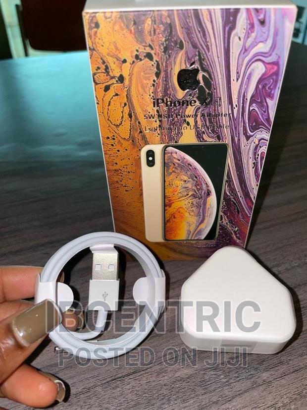 iPhone X USB Adapter and Cable · Photo 2