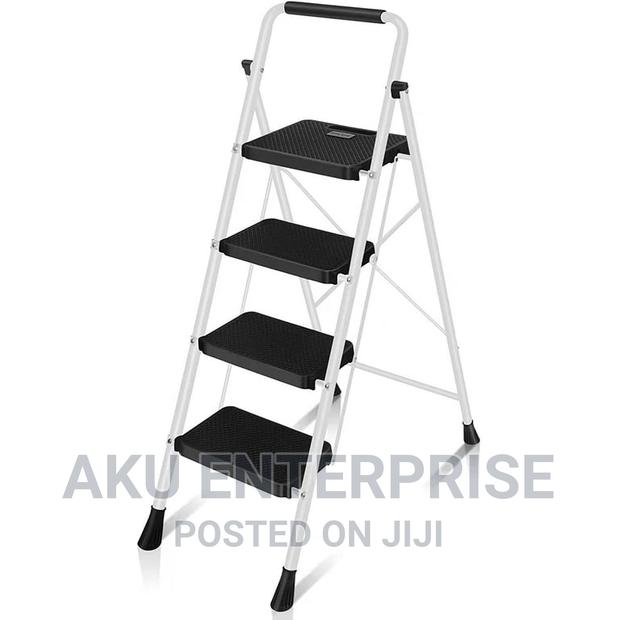 4 Step Ladder, Folding Stool, Step Stool With Wide Anti-slip · Photo 1