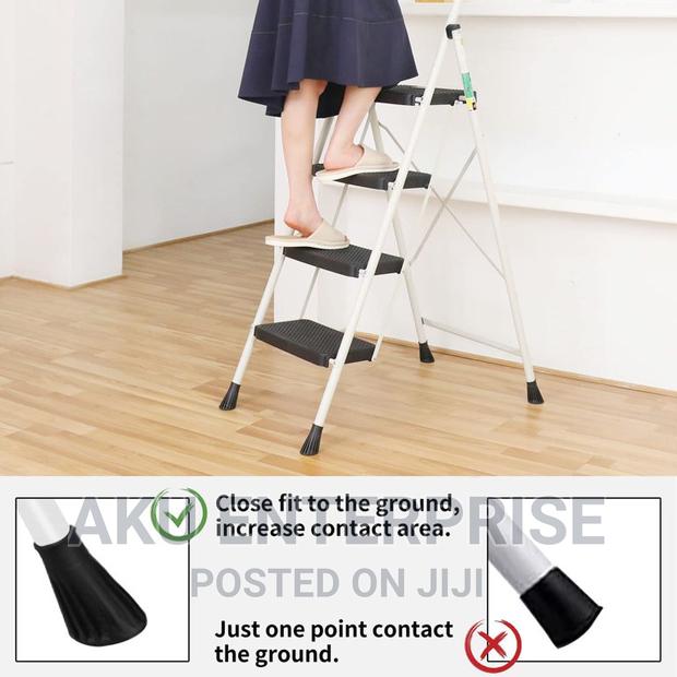 4 Step Ladder, Folding Stool, Step Stool With Wide Anti-slip · Photo 2
