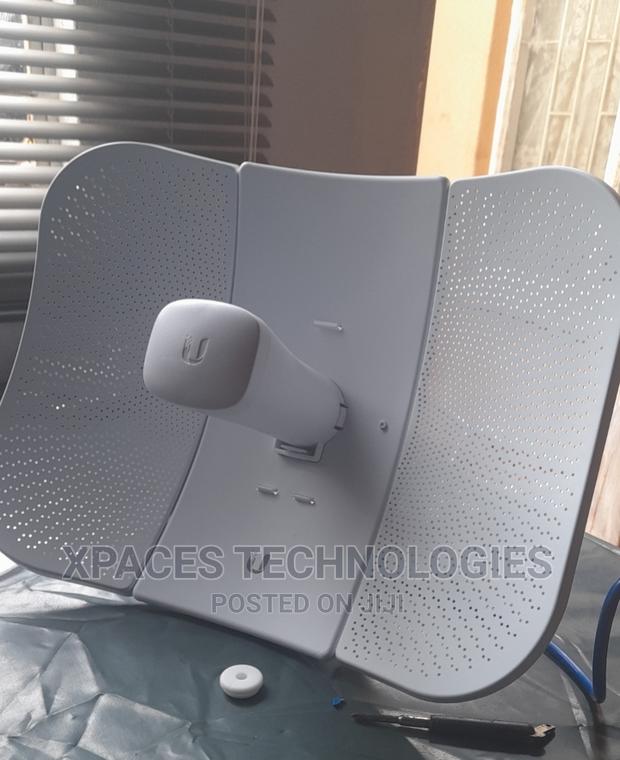 Ubiquiti Unifi Litebeam AC Gen2 (Lbe-5ac-Gen2) · Photo 2