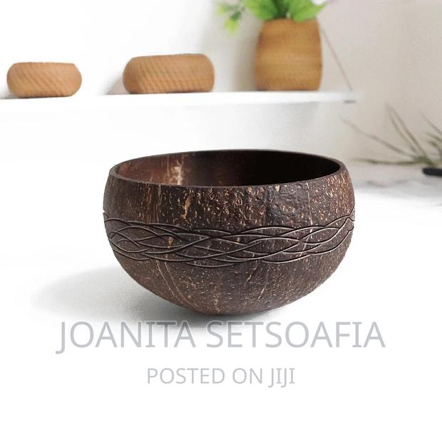 Coconut Bowl 500mls · Photo 3