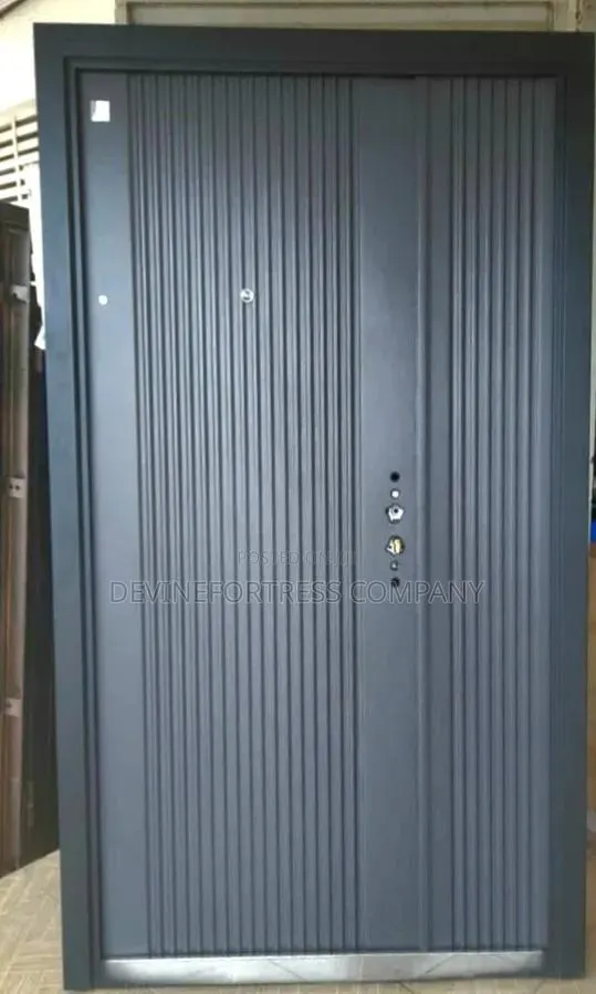 High Quality 11⁄2 City Stylish Gray Door(( Strong)) · Photo 1