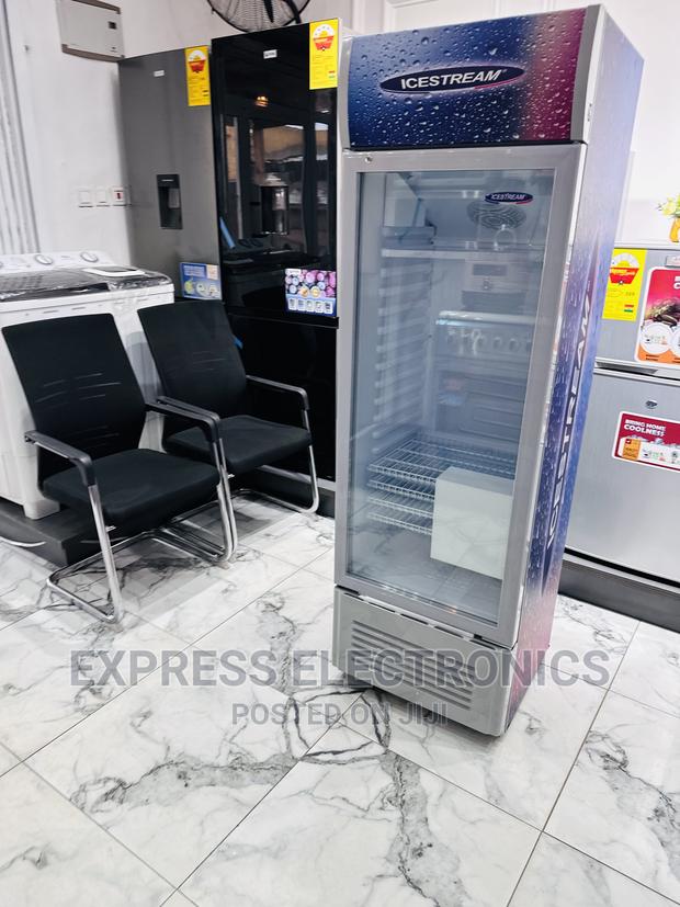 UNI-300C 238LTRS—Icestream Display Fridge · Photo 1