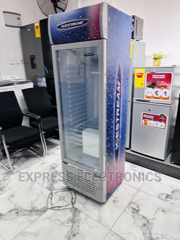 Very Affordable UNI-350C 288LTRS—Display Fridge · Photo 1