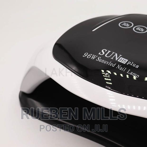 LED Nail Dryer · Photo 4