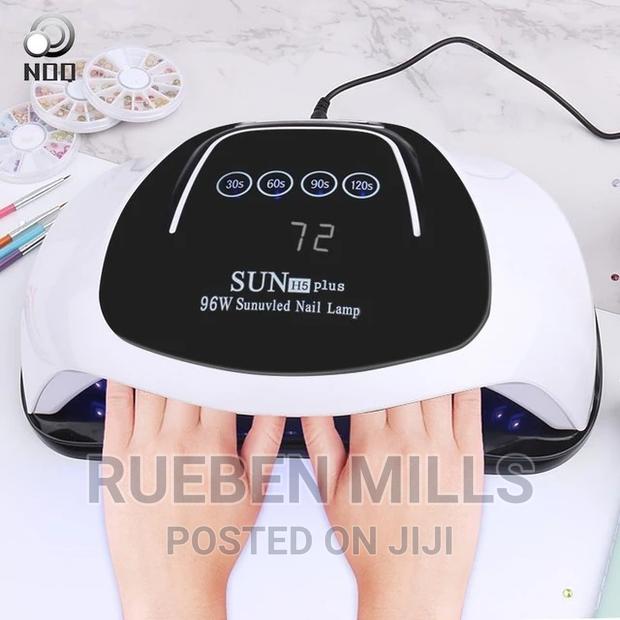 2-in-1 UV Lamp Nail Dryer · Photo 1