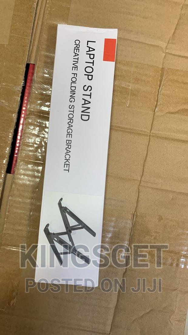 Laptop Metallic Stand · Photo 3