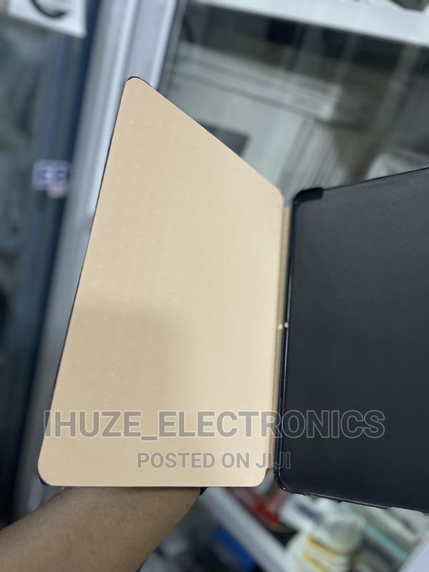 iPad PRO Leather Case · Photo 5