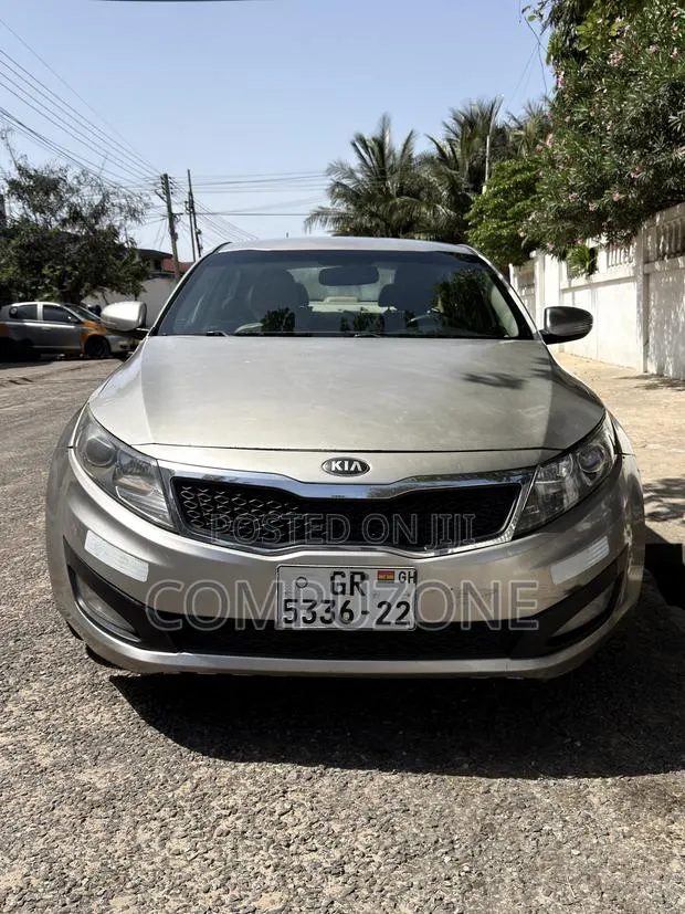 Kia Optima 2013 Beige · Photo 1