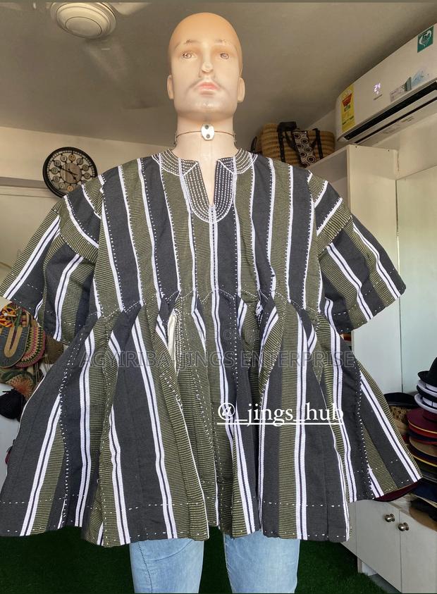 Men Smocks · Photo 2