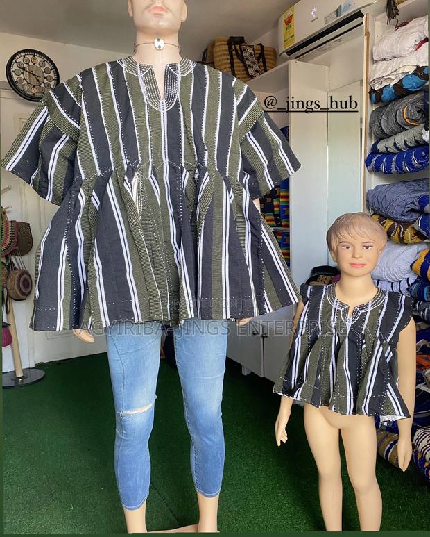 Men Smocks · Photo 1