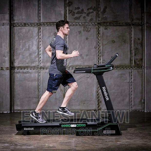 Jet 200 Treadmill From Reebok, UK · Photo 5