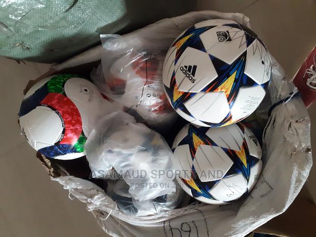 Original Football At Cool Price · Photo 4