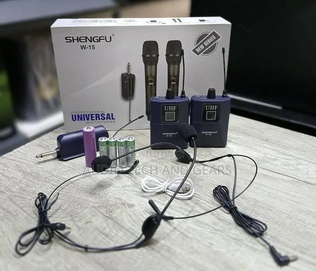 Shengfu W-15 Uhf Professional Universal Wireless Microphone System · Photo 1