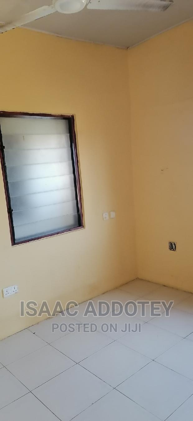 2bdrm Apartment in Spintex Coastal for rent · Photo 2