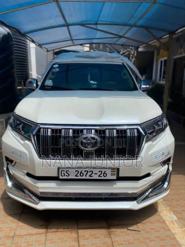 Toyota Land Cruiser Prado 3.0 TD 2012 White · Photo 1