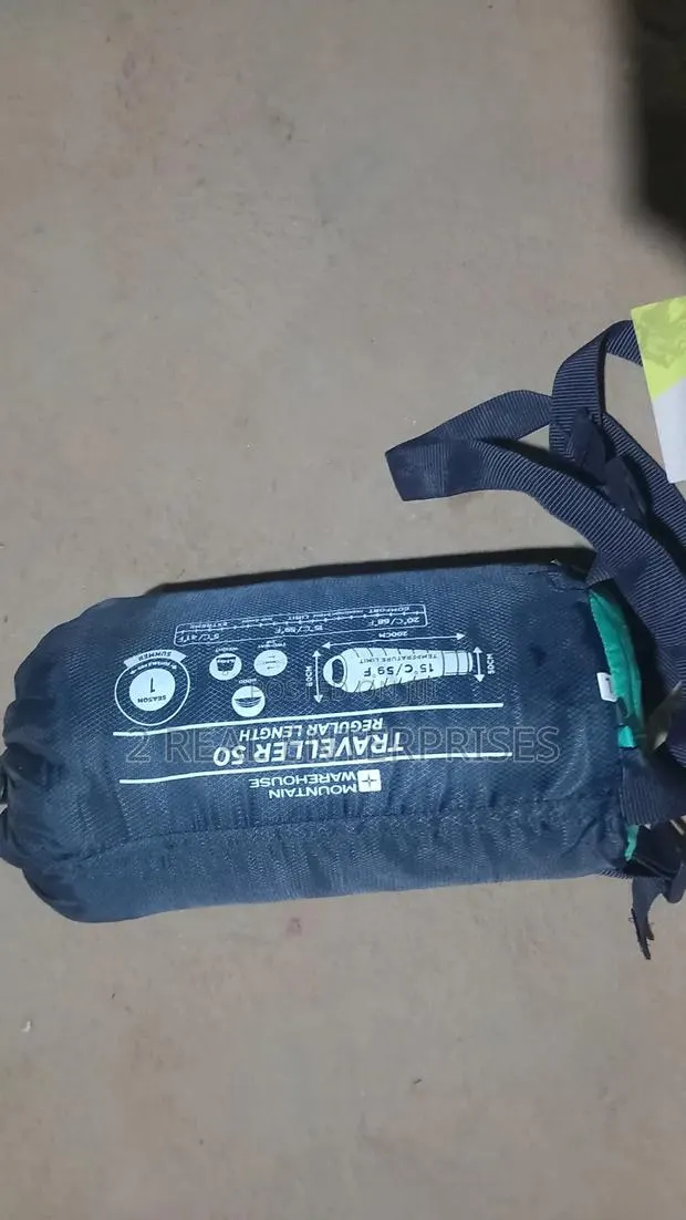 Mountain Warehouse Traveller 50 Sleeping Bag (Regular Length) · Photo 1