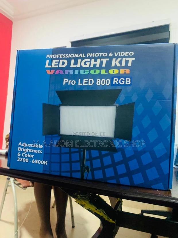 Original Professional Photo and Vidoe Led Light Kit(Black). · Photo 1