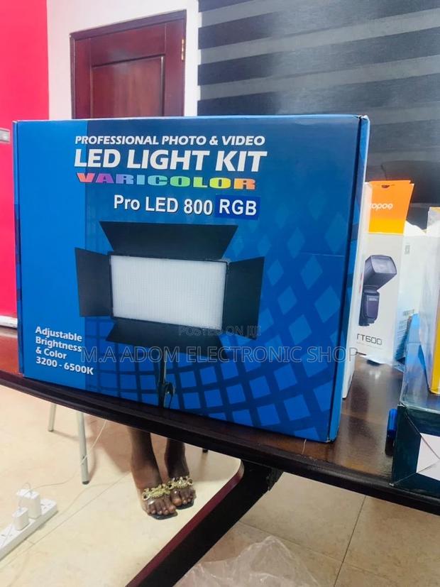 Extremely Quality Professional Photo and Vidoe Led Light Kit · Photo 1