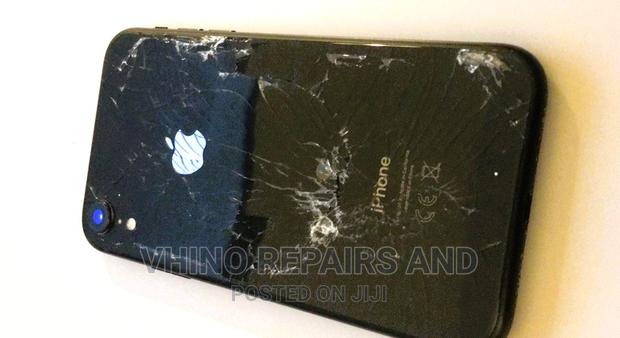 Original iPhone XR Back Glass · Photo 3