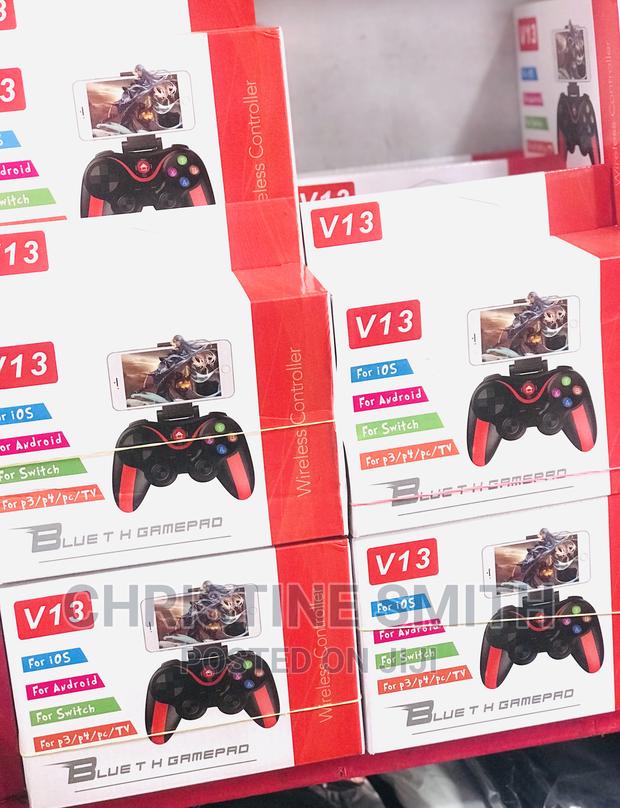 V13 Phone Game Pad · Photo 2