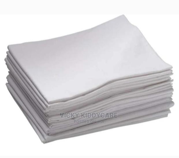 Pure White Cot Sheet · Photo 1